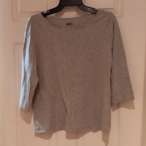 Basic Editions Women's Gray Elbow Length Sleeve Wide Neck T-shirt Size Small.